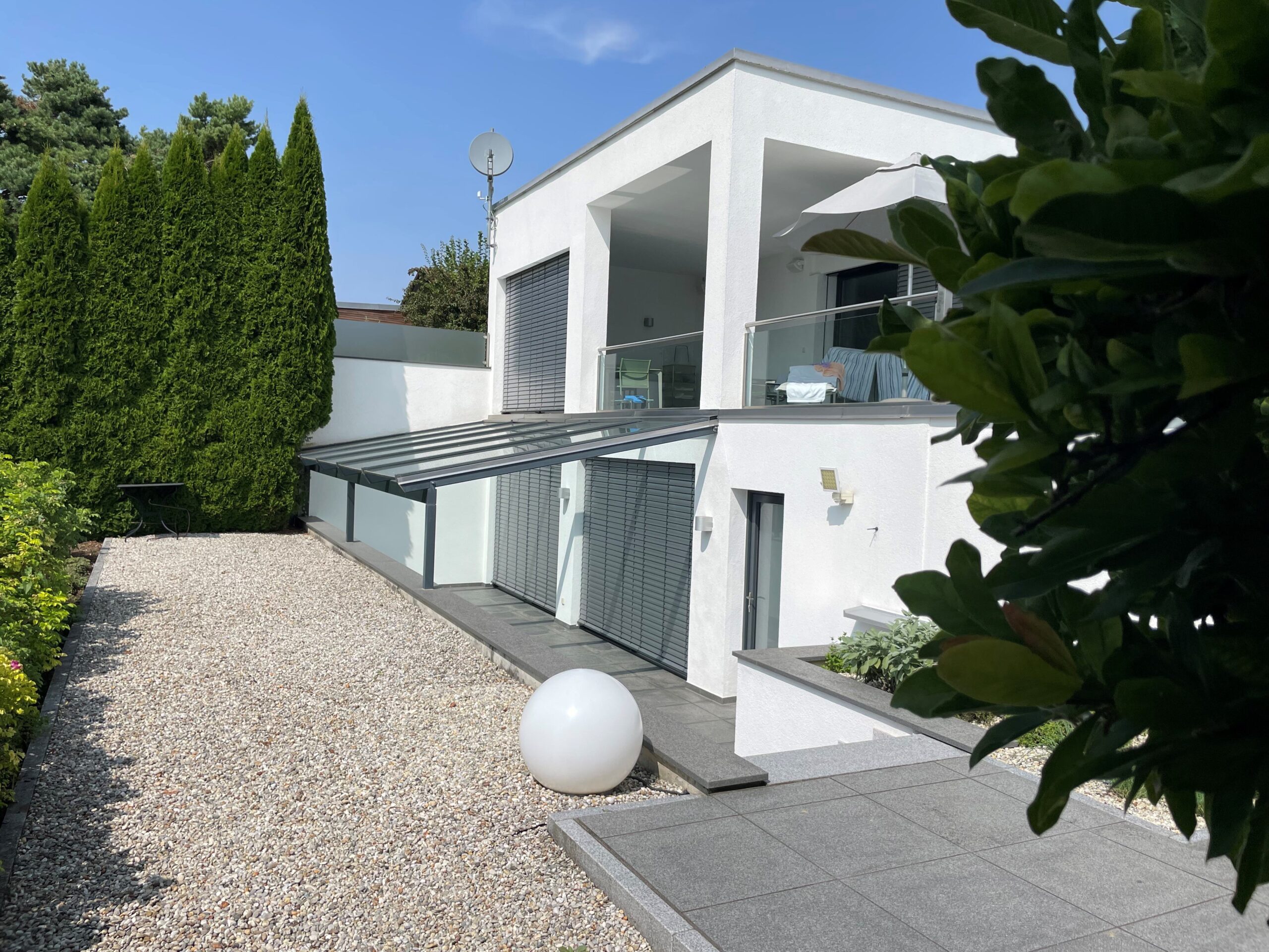 Exklusives Architektenhaus in Höhenlage mit Außenpool – ein Rückzugsort mit Charakter und Tiefe